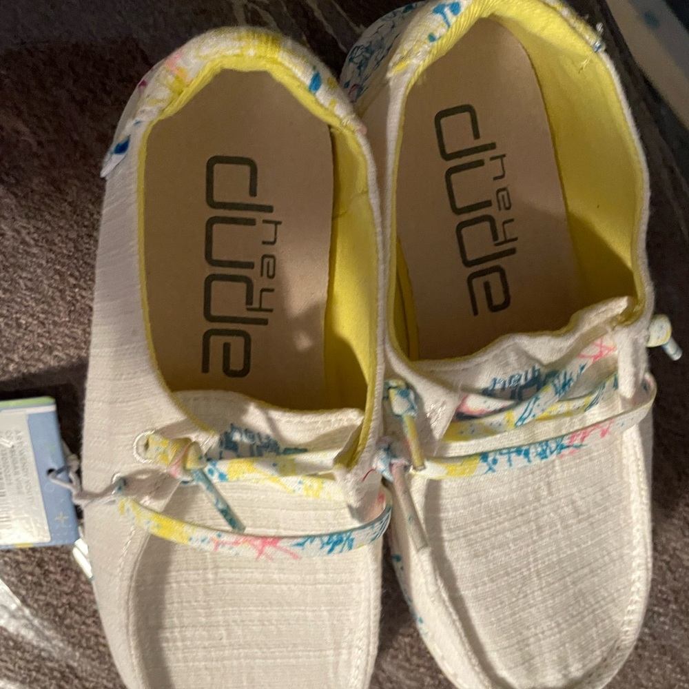 Hey dudes kids size 11 - Picture 5 of 8